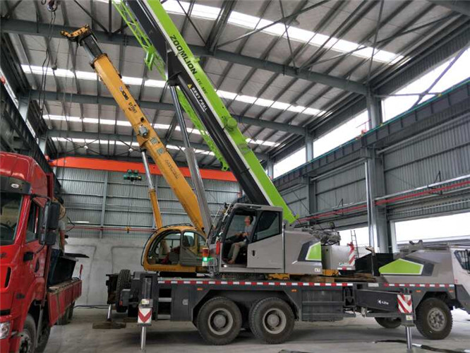 乐昌市高空车出租需要注意哪些安全事项？